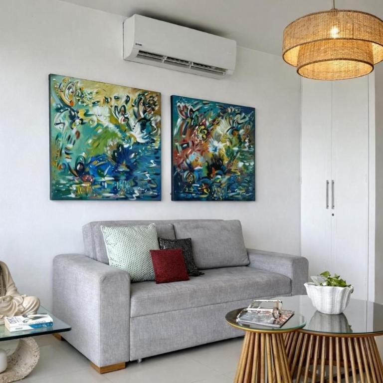 Oceanfront condominium with direct access to the beach. - One-Bedroom Apartment with Lake View - 3