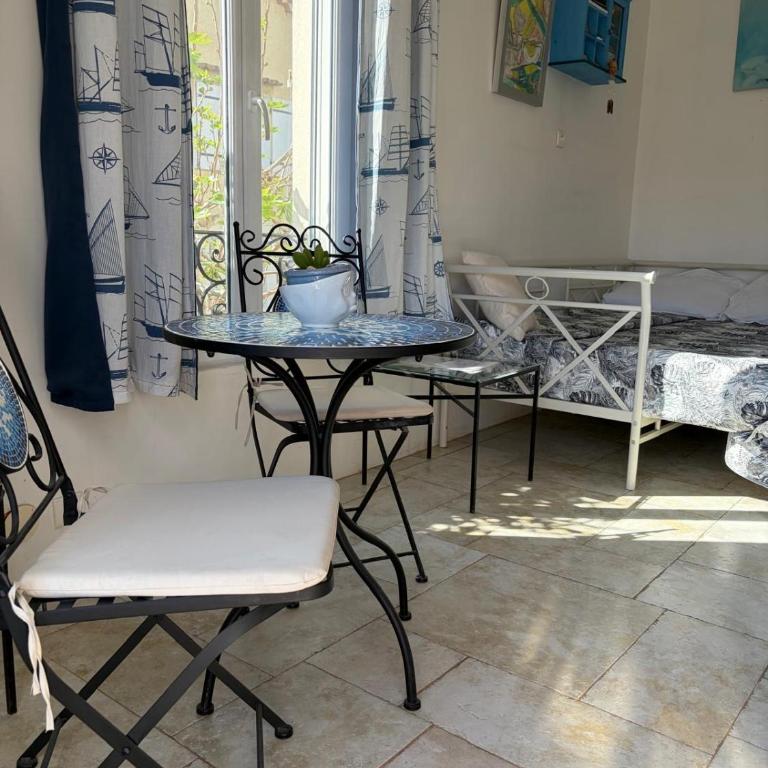 Très beau Studio lumineux dans Villa avec piscine - Appartamento con 1 Camera da Letto - 13