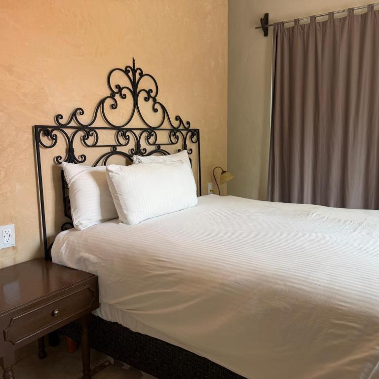 Art 64 Guest House - Adults Only - Double Room - 7