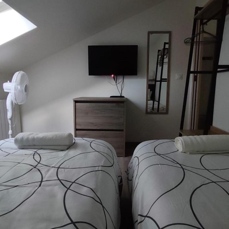 Résidence des Fleurs - Les Escapades Familiales - 1 à 6 personnes - Two-Bedroom Apartment with Terrace - 13