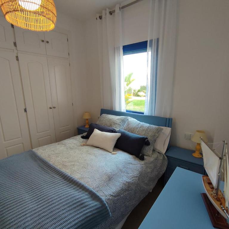 Fun & Work Apartment with Terrace & Pools, Duquesa Golf, Manilva - Apartamento de 1 dormitorio - 13
