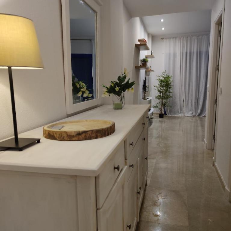 Fun & Work Apartment with Terrace & Pools, Duquesa Golf, Manilva - Apartamento de 1 dormitorio - 17