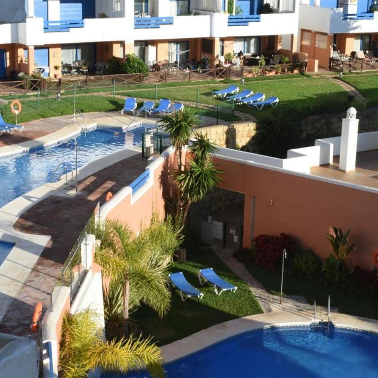 Fun & Work Apartment with Terrace & Pools, Duquesa Golf, Manilva - Apartamento de 1 dormitorio - 8