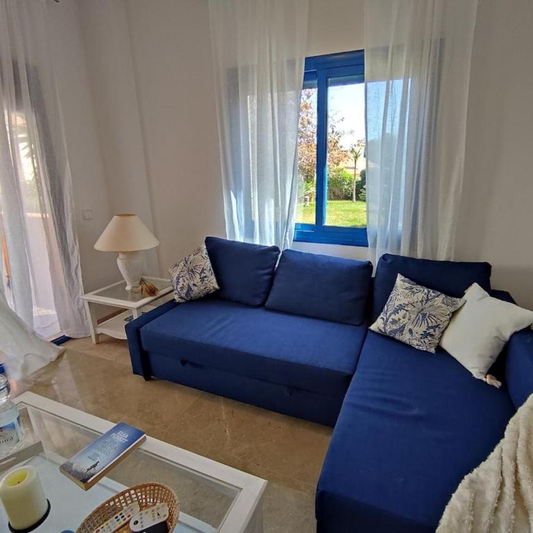 Fun & Work Apartment with Terrace & Pools, Duquesa Golf, Manilva - Apartamento de 1 dormitorio - 10