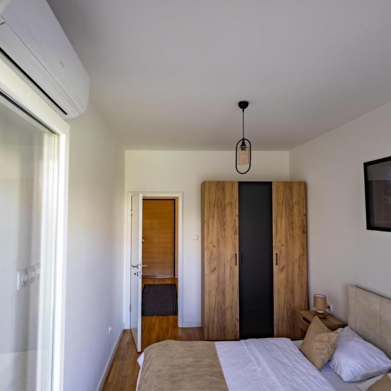 Apartman 126 - One-Bedroom Apartment - 12