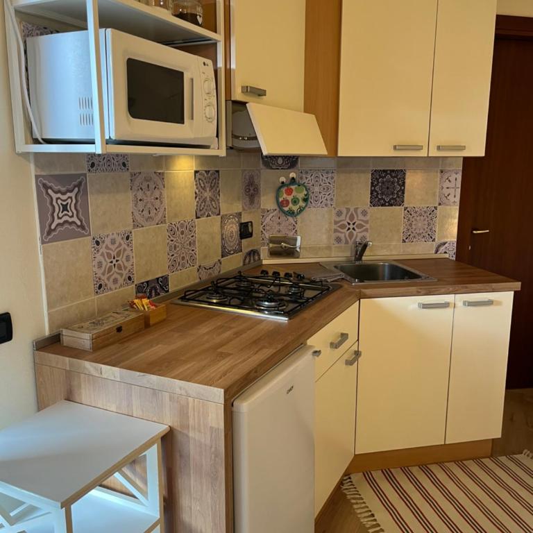 Villa Maria Apartments - Studio - Vue sur Piscine - 2