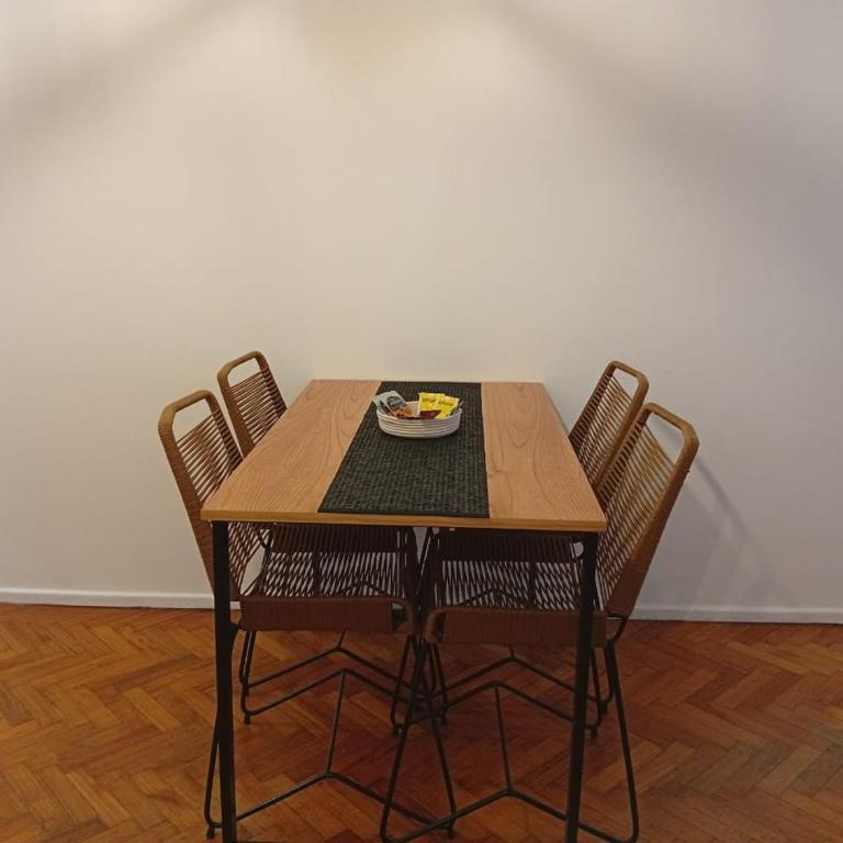 Amplio Luminoso Bien Equipado en el Centro de Buenos Aires - Apartamento de 1 dormitorio - 8