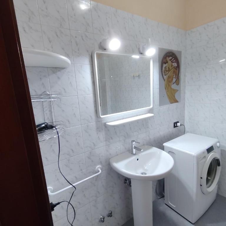A-Home - Appartamento con 1 Camera da Letto - 5