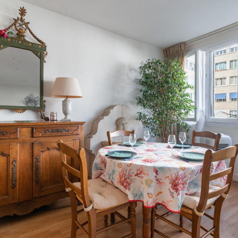 Spacious family flat 2bdr close to Eiffel Tower - Appartement - Vue sur Jardin - 14