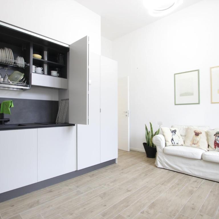 Chic Loft - One-Bedroom Apartment - 1