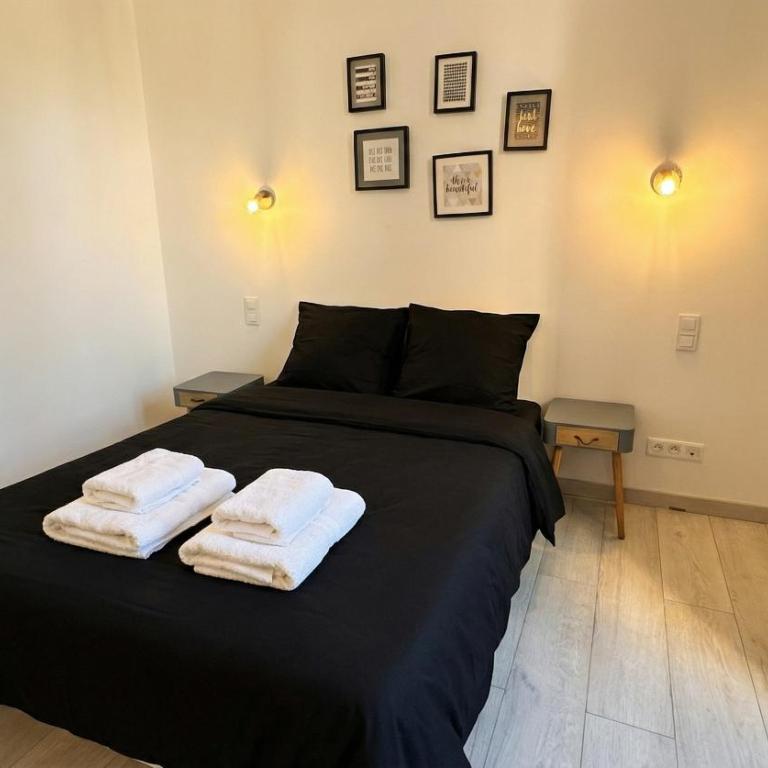 Appartement T2 centre-ville Nîmes - Appartamento con 1 Camera da Letto - 4