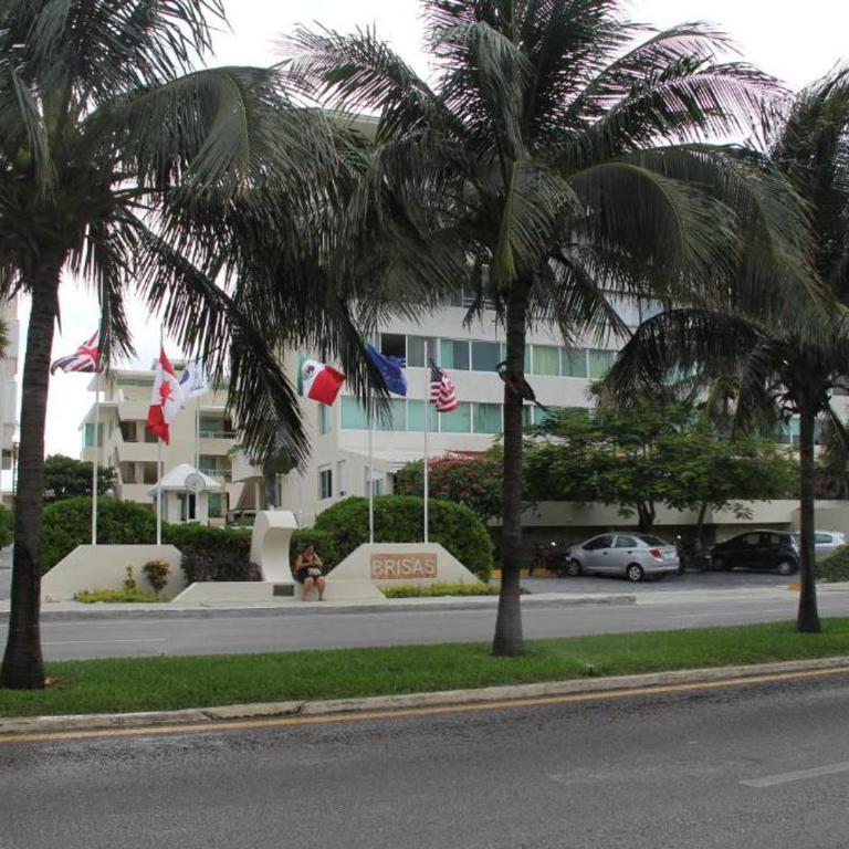 Brisas Cancun ZH BeachFront Apartment - One-Bedroom Apartment - 35