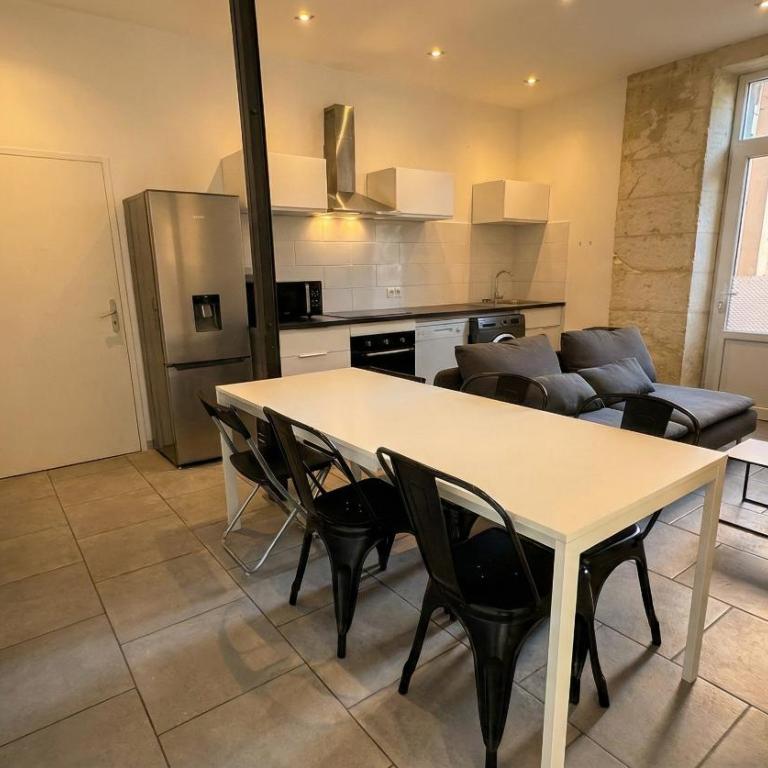 Appartement T5 centre-ville - Apartment mit 1 Schlafzimmer - 20