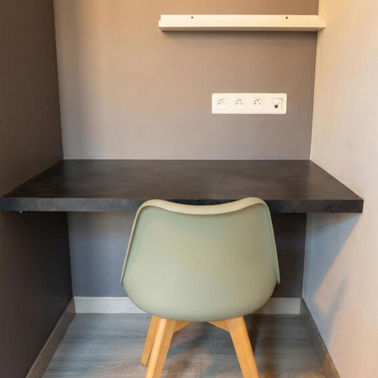 Appartement T5 centre-ville - Apartment mit 1 Schlafzimmer - 23