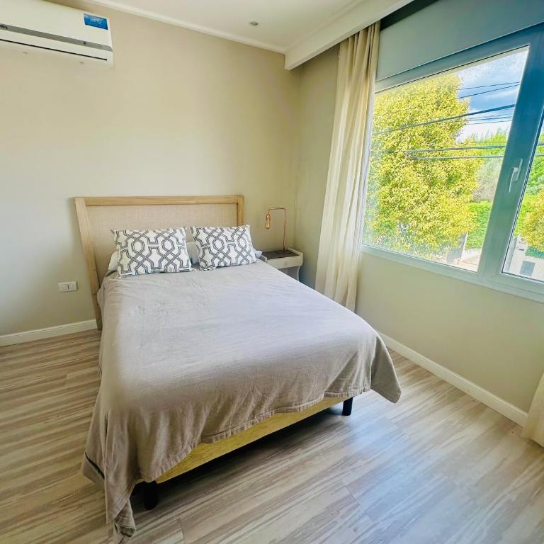 Casa moderna deco top 6 pax en Tandil - Casa de 3 dormitorios - 11