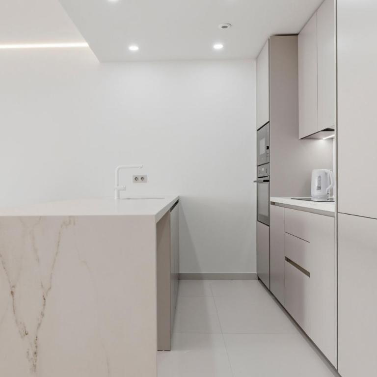 Luxury Apartment with Sea Views in Higuerón - Apartamento - 15