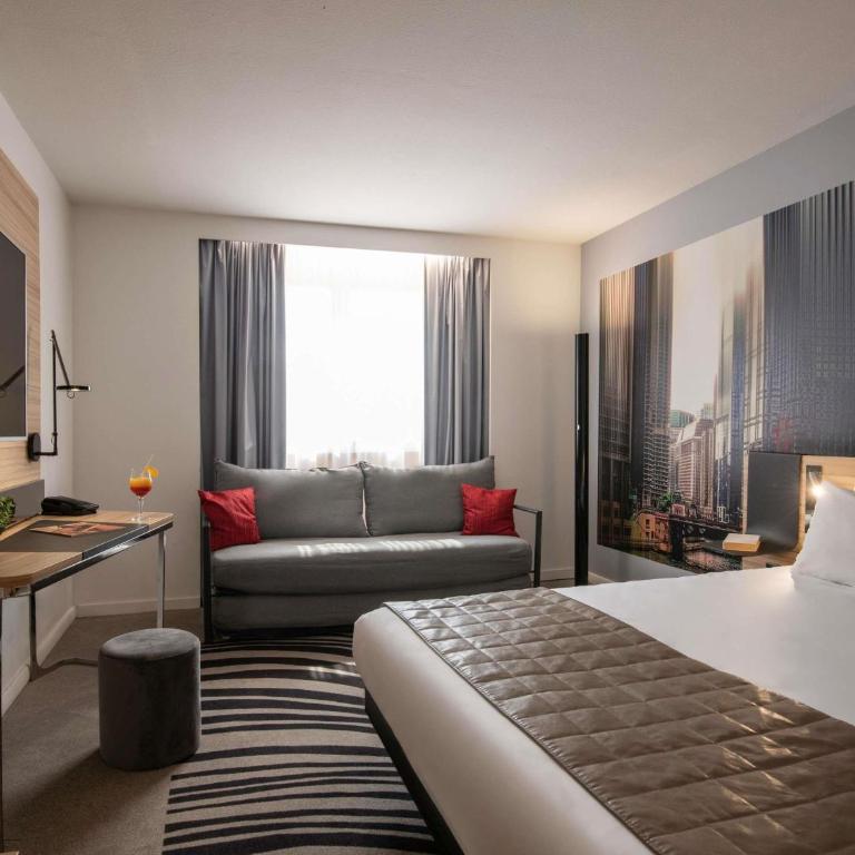 Novotel Nice Centre Vieux Nice - Chambre Familiale Supérieure avec 1 Lit Double et 2 Lits Simples - 5