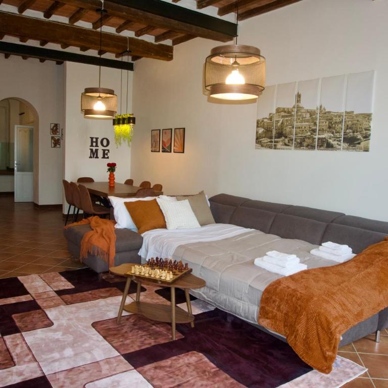 Exclusive Siena Retreat for Groups - Duomo View - 3 Bedrooms - Gaming Room - Three-Bedroom Apartment with View - 27