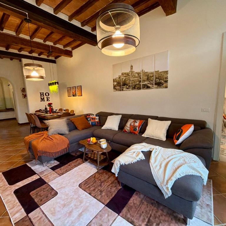 Exclusive Siena Retreat for Groups - Duomo View - 3 Bedrooms - Gaming Room - Three-Bedroom Apartment with View - 28