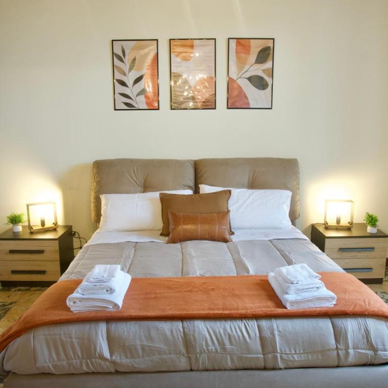 Exclusive Siena Retreat for Groups - Duomo View - 3 Bedrooms - Gaming Room - Three-Bedroom Apartment with View - 19