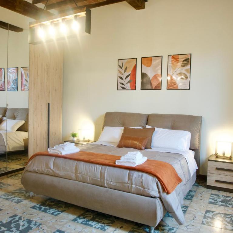 Exclusive Siena Retreat for Groups - Duomo View - 3 Bedrooms - Gaming Room - Three-Bedroom Apartment with View - 16