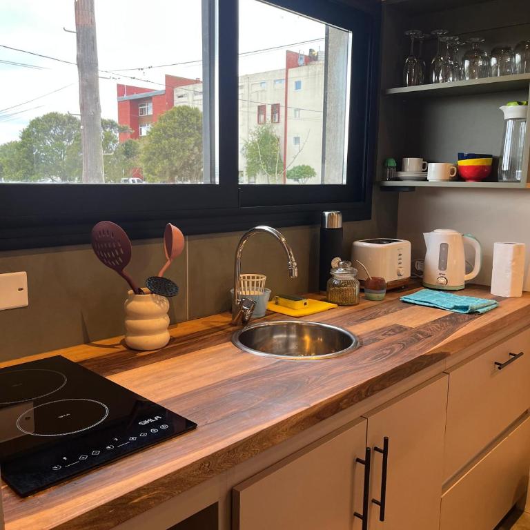 Las Olas Miramar - One-Bedroom Apartment - 6