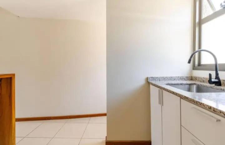 Febrero - One-Bedroom Apartment - 13