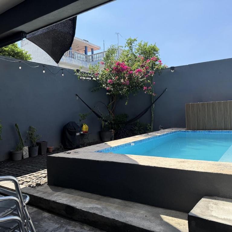 House with pool, equipped ,10 minute walk to the FIFA zone - One-Bedroom House - 4