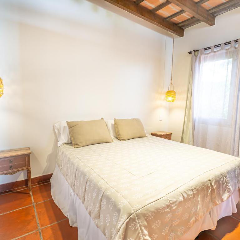 Las Moras Hotel - Habitación Familiar - 3