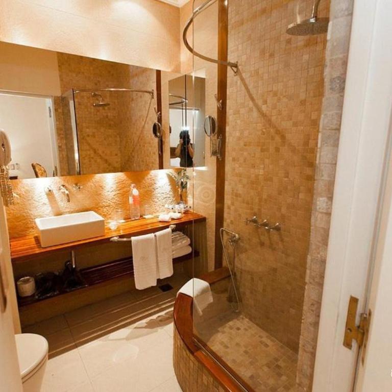 Mitre apert Suites - Two-Bedroom Apartment - 7