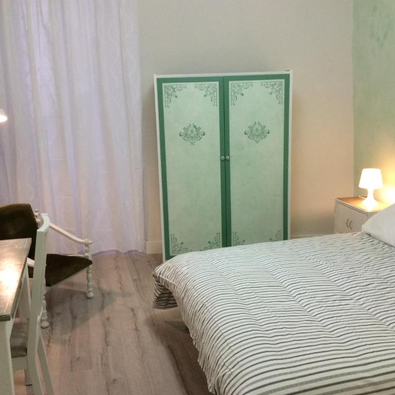 Le Camere di Casa Cassandra - Camera Tripla con Bagno Privato Esterno - 5