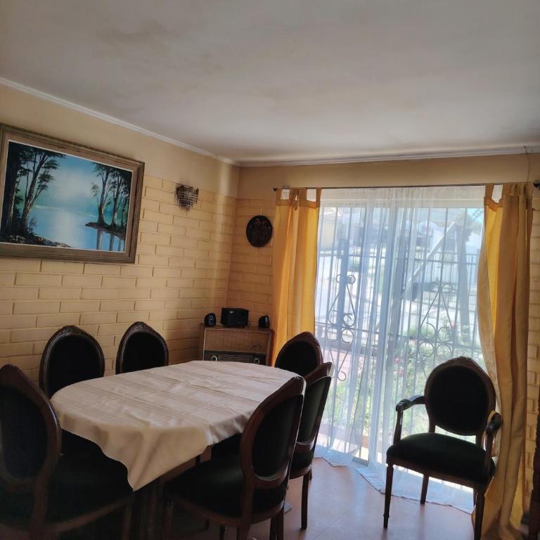 Casa en un barrio residencial - Casa de 3 dormitorios - 11