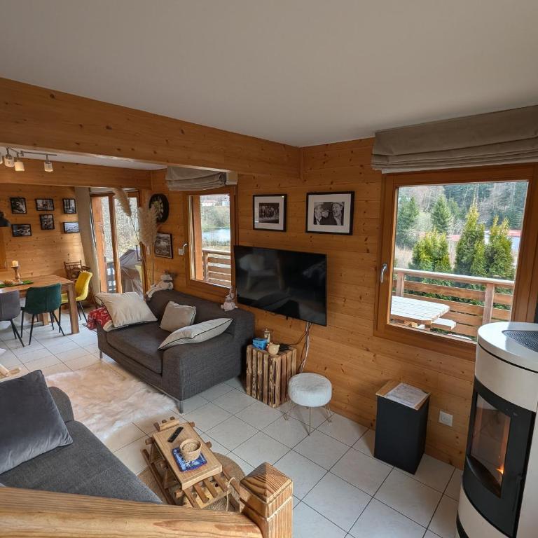 Chalet chaleureux à Gérardmer avec spa et sauna - FR-1-589-843 - Maison de Vacances - 16