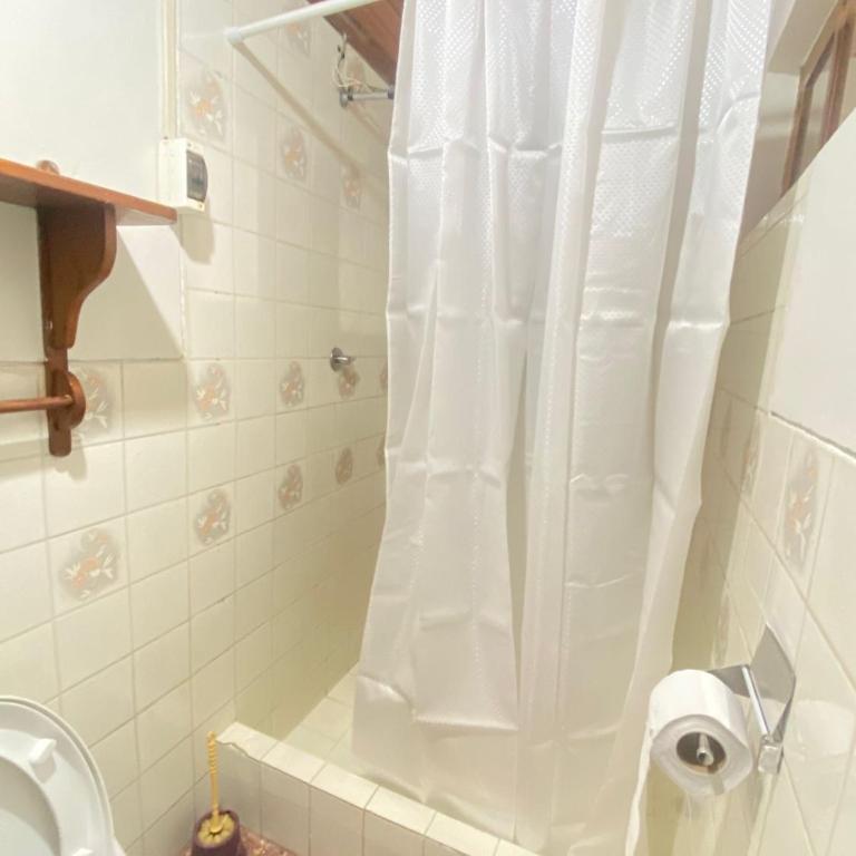 La casa de Betty - Habitación Familiar con baño compartido - 7