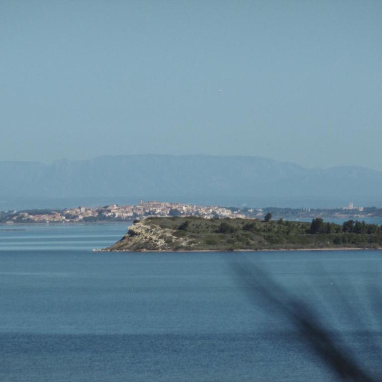 Charmant T3 rénové à 60m de la plage avec terrasse, jardin et parking clos - FR-1-797-28 - Appartement - 24