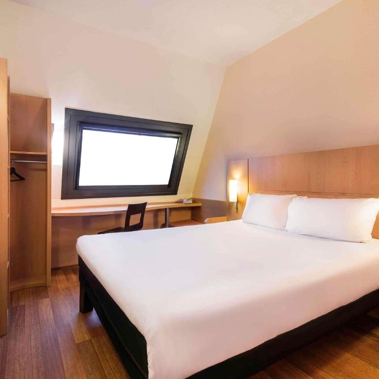 Ibis Bilbao Centro - Standard Double Room - 9