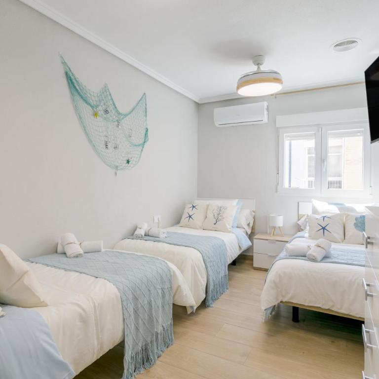 Vistas al Mar - Playa 33m - 3 Hab - 2 Baños Perfecto Familias y Grupos - Parking - Apartamento de 3 dormitorios - 4
