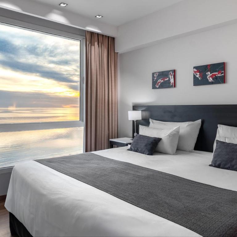 Dazzler by Wyndham Puerto Madryn - Double or Twin Room with Ocean View - Non-Smoking - 8