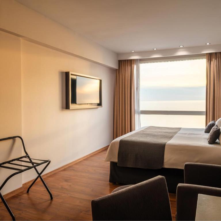 Dazzler by Wyndham Puerto Madryn - Double or Twin Room with Ocean View - Non-Smoking - 9