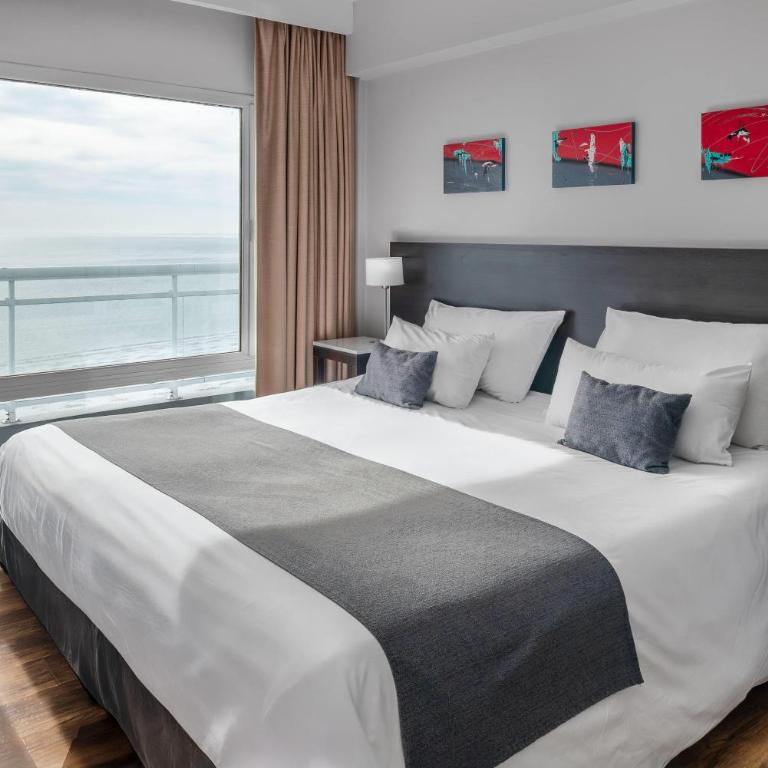 Dazzler by Wyndham Puerto Madryn - Queen or Twin Room with Balcony and Ocean View - Non-Smoking - 3
