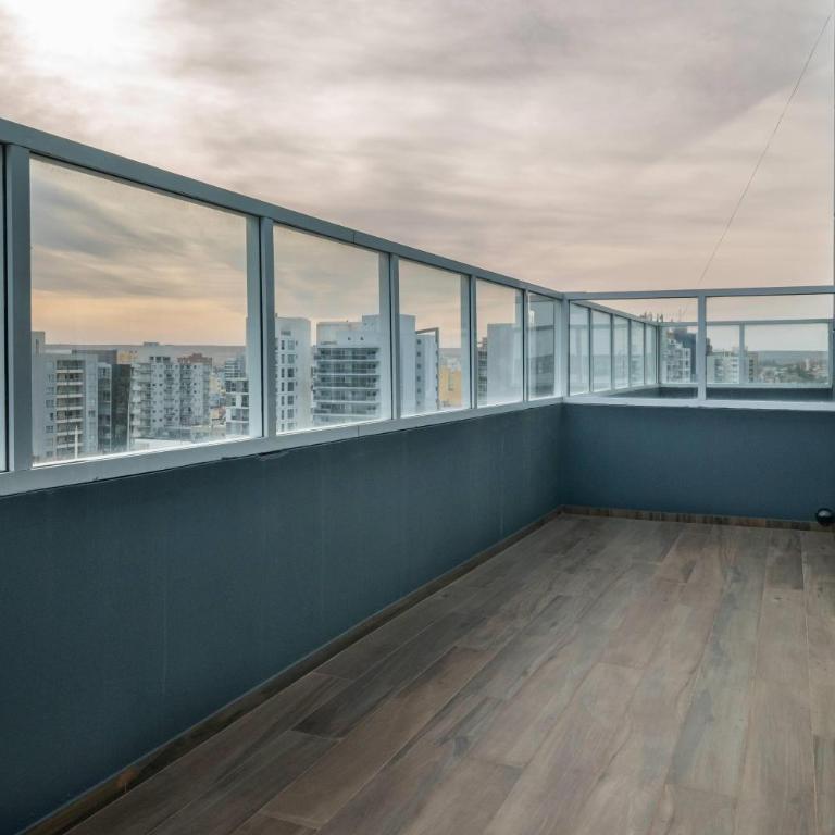 Dazzler by Wyndham Puerto Madryn - Family Room with City View - Non-Smoking - 8