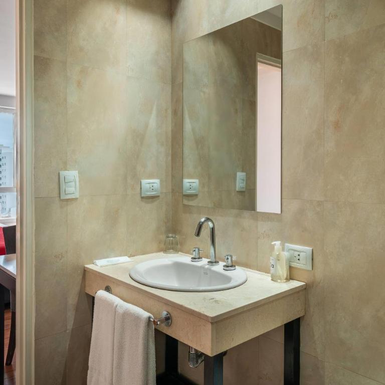 Dazzler by Wyndham Puerto Madryn - Double or Twin Room with City View - Non-Smoking - 6