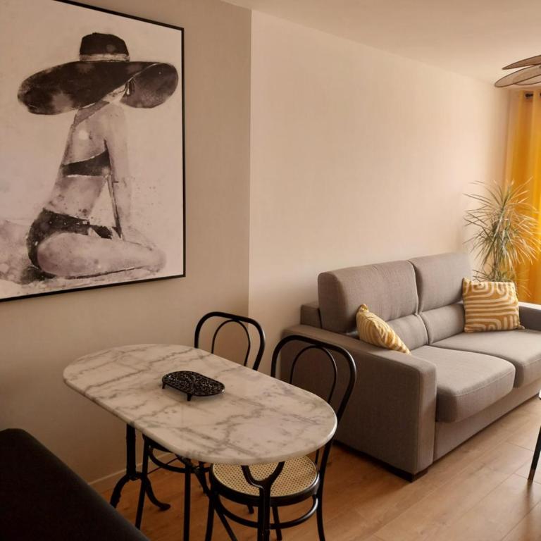 ROYAN, APPARTEMENT CENTRE VILLE, PLAGE très proche, WIFI - Appartement 1 Chambre - 2