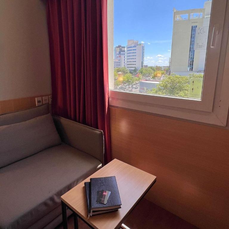 ibis Asuncion - Double Room with Extra Bed - 5