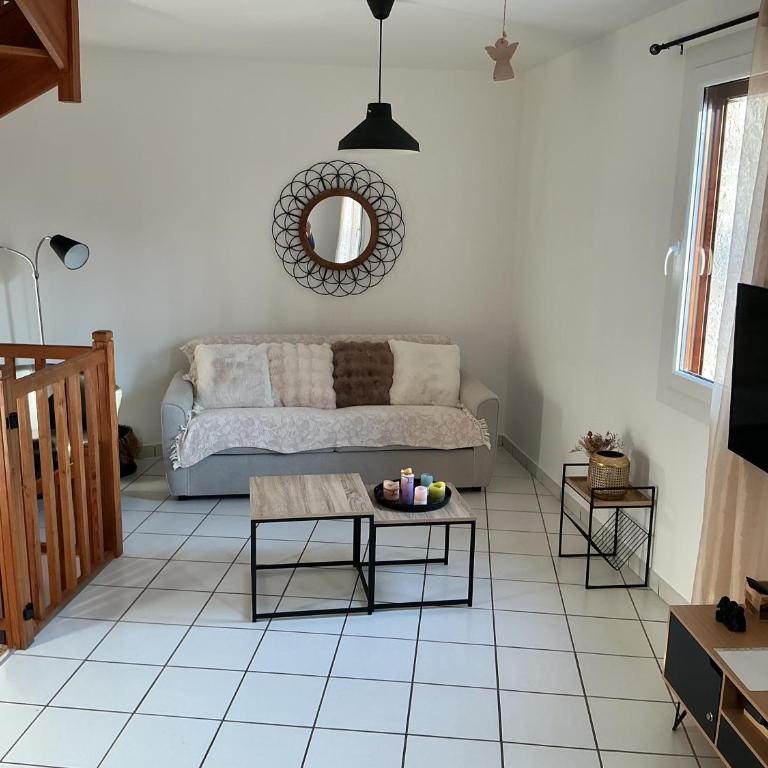 la dent du loup gîte à Noyarey, proche de Grenoble, garage gratuit, climatisation - Maison 2 Chambres - 2