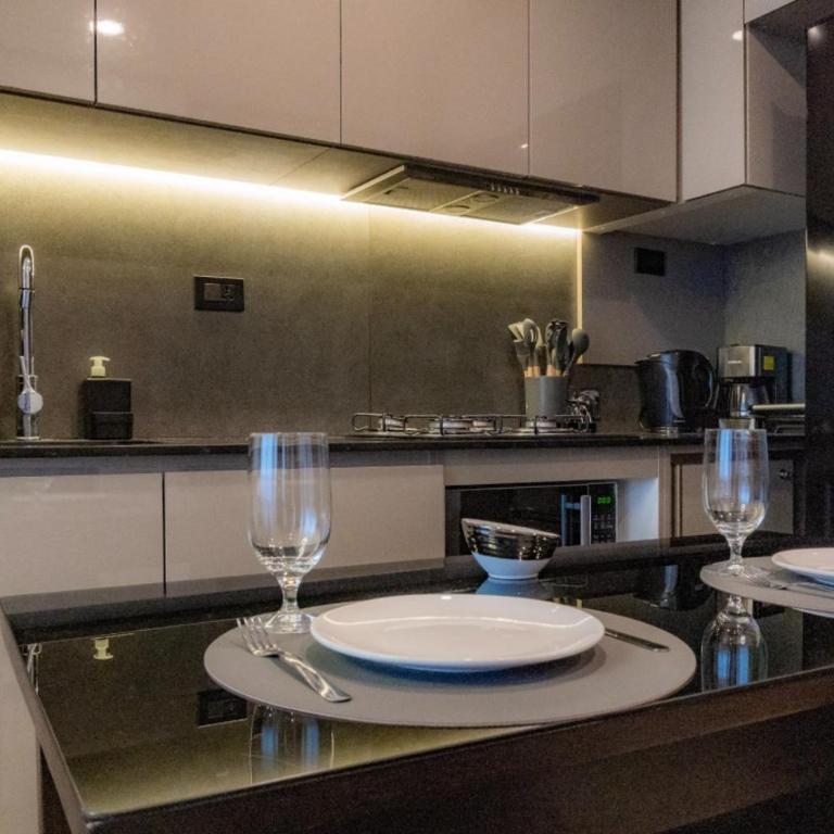 Monoambiente céntrico, a pasos de restaurantes y supermercados - Apartamento de 1 dormitorio - 12