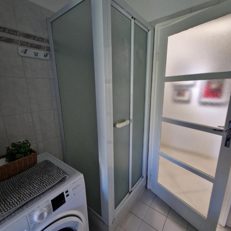 HomeLame 57 - Appartamento con 2 Camere da Letto - 57
