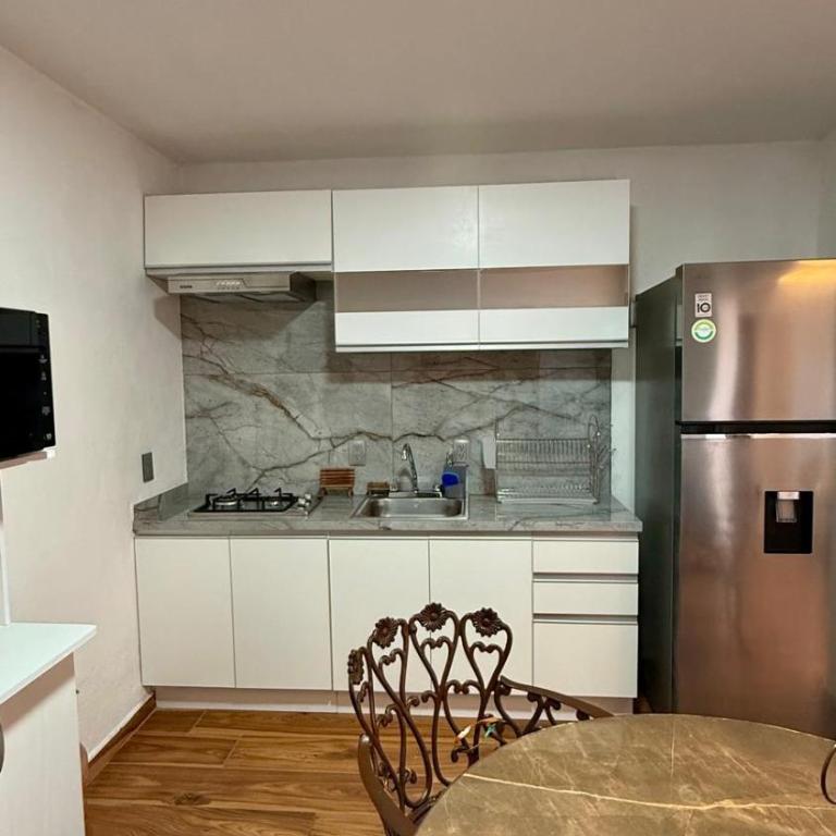 Full House in Zapopan Centrally located - Apartment - Split Level - 65