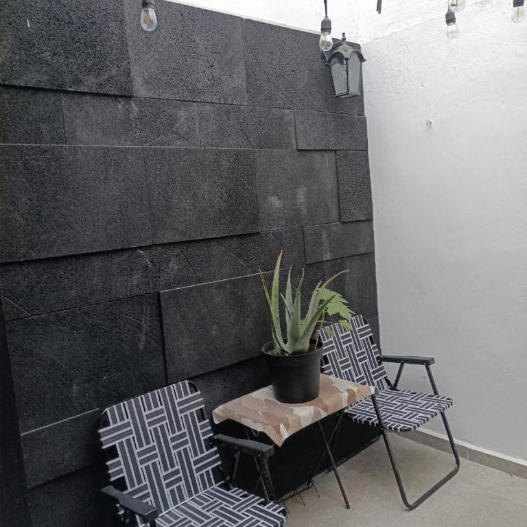 Full House in Zapopan Centrally located - Apartment - Split Level - 68