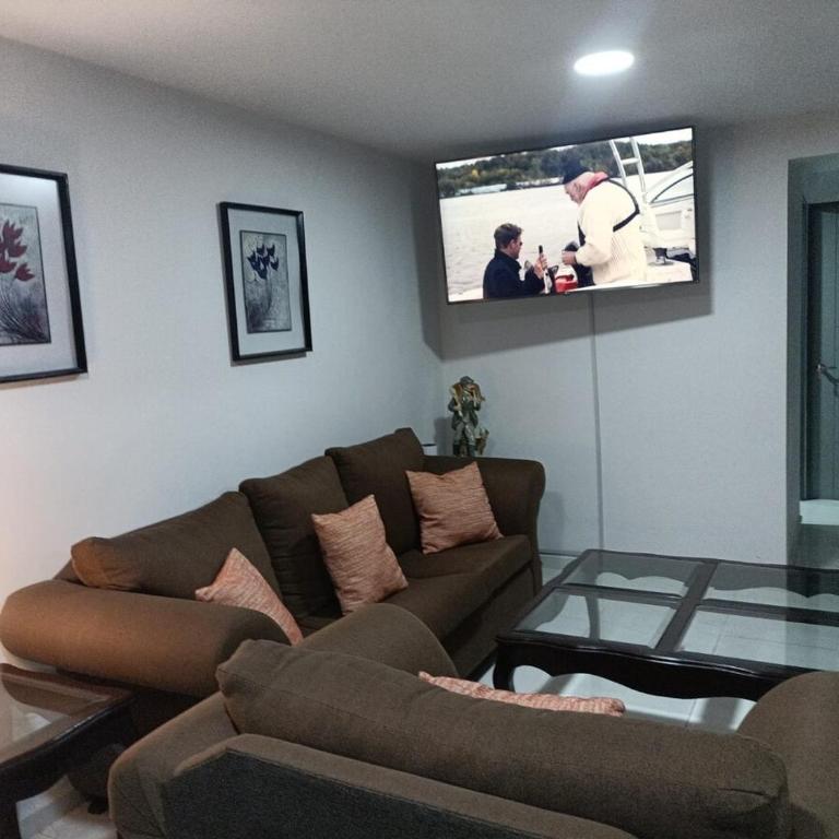 Full House in Zapopan Centrally located - Apartment - Split Level - 80